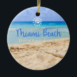 Anpassningsbar-familjen Miami Beach Vacation-jul Julgransprydnad Keramik<br><div class="desc">Cute personalizable Miami Resa souvenir. Anpassning: Ändra rubrik och år för att göra den unik.</div>