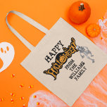Anpassningsbar Family Halloween Årlig Party Skelet Tygkasse<br><div class="desc">Coola anpassningsbar Halloween fest i årslingan som har ett läskigt skelett som hänger över skokig orange och svart text och fantastisk Jack o lantern. Anpassa de här bus eller godis-påsarna med din stora basinformation till alla dina gäster.</div>