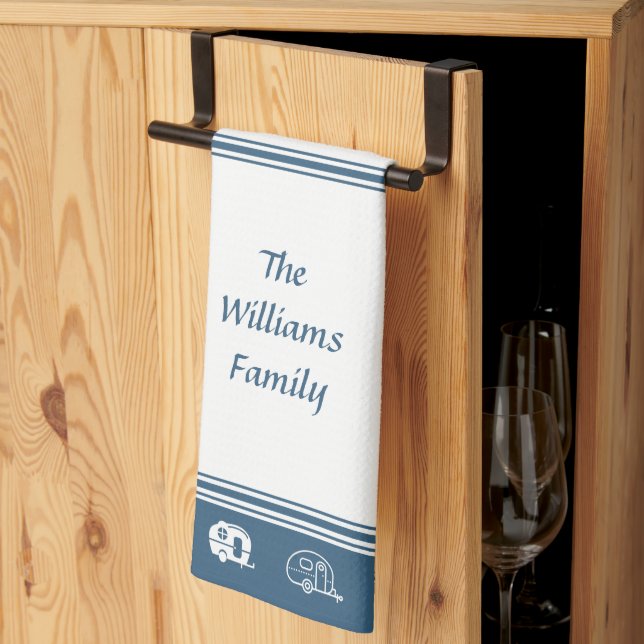 Anpassningsbar Family Namn Retro Campers in Blue a Kökshandduk (Thirds Fold)