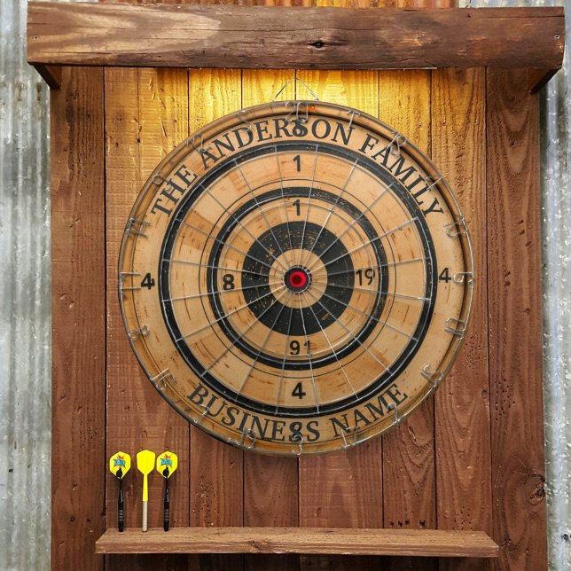 Anpassningsbar Family Namn Rustic Dartboard Darttavla (Skapare uppladdad)