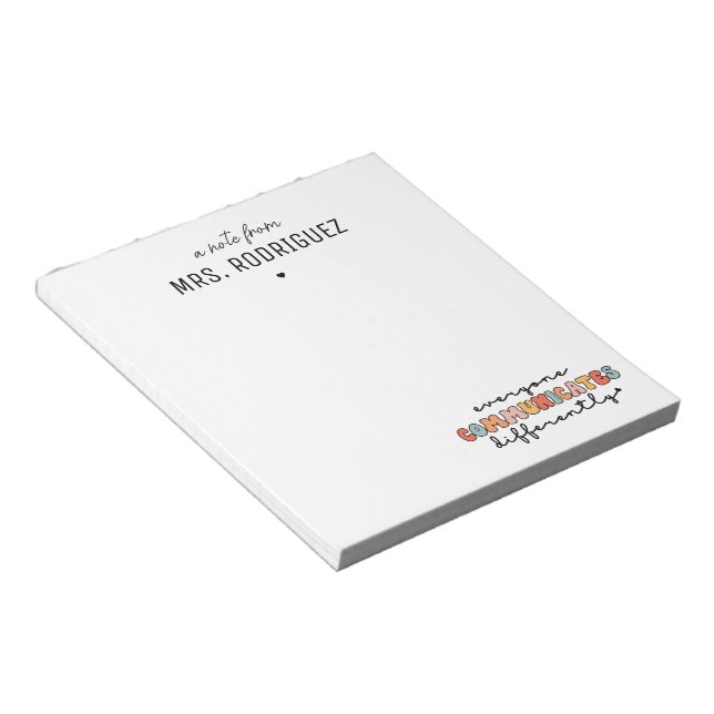 Anpassningsbar Färgstarka alla kommunicerar på oli Anteckningsblock (Vinklad)