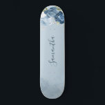 Anpassningsbar för Dusty Blue-Blommigt-skript för  Mini Skateboard Bräda 18,5 Cm<br><div class="desc">Skateboard Dusty Blue Blommigt Greenery som du kan anpassa genom att klicka på knappen "Anpassa". Med en modern elegant av eukalyptus greenery foliage,  dammiga blå och vita blommor,  med skript och modern layout.</div>