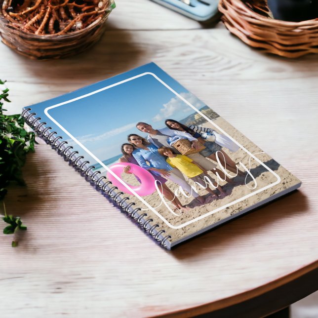 Anpassningsbar för Family Photo Personlig Anteckningsbok (Family Photo Personalized Custom Notebooks from Ricaso. Add your own photograph)