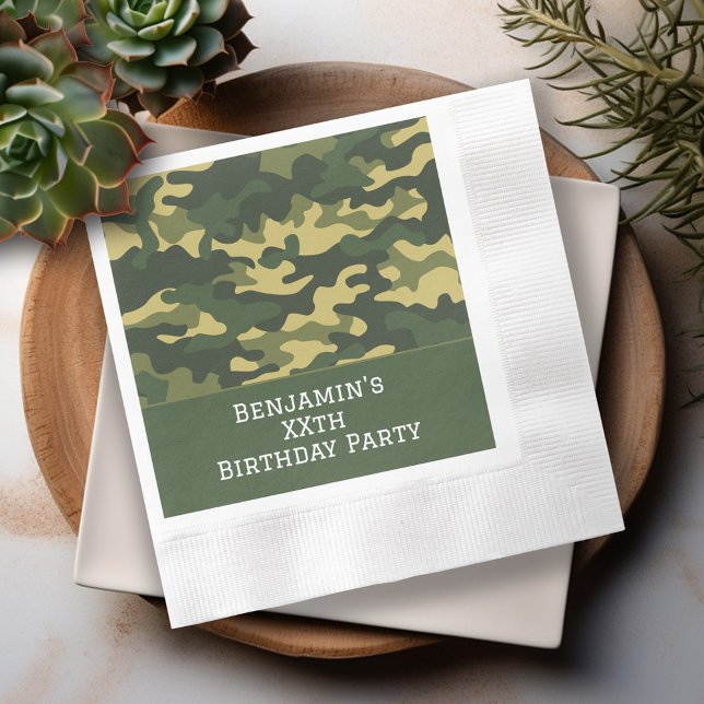 Anpassningsbar för Födelsedagsfest av militär kamo Pappersservett (Personalized Birthday Napkins)