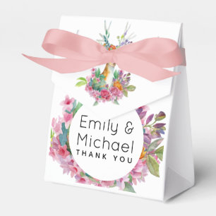 Anpassningsbar för leverans av trä, Hjort Thmet Pa Presentaskar