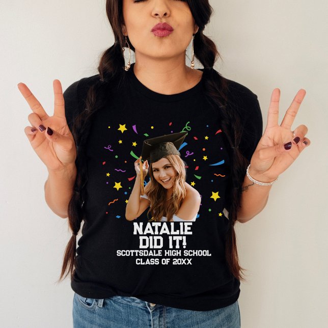 Anpassningsbar för Studentfest av funktionell Pers T Shirt (Skapare uppladdad)