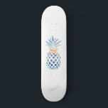 Anpassningsbar för tropisk slitbanepananas mini skateboard bräda 18,5 cm<br><div class="desc">En strand med solnedgång och en ananasform med horisonten som visar en lugn hav. TIP - Koppla ihop detta med matchande artiklar som flaska och kan kyla i den här samlingen. Lägg till ditt namn eller namn om gästen genom att klicka på knappen "Anpassa". Du kan också ändra bakgrunden färg...</div>
