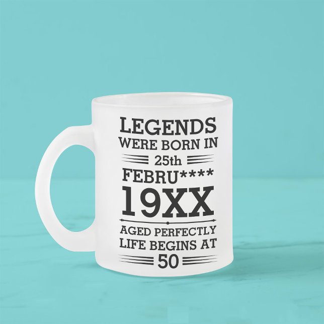 Anpassningsbar förklarades vid månatlig ålder frostad glasmugg (Skapare uppladdad)