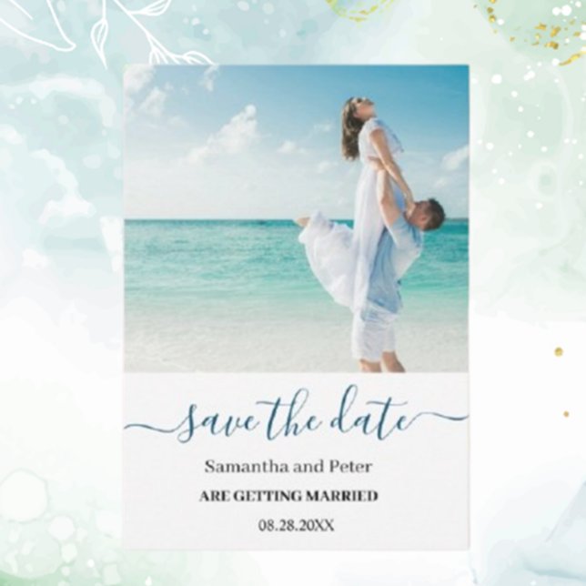 Anpassningsbar Foto Moden Beach Spara datum Spara Datumet (Announce your special day with a custom photo modern beach save the date card.  )
