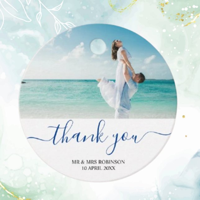 Anpassningsbar Foto Modern Beach Wedding tackade d Gåvor Etiketter (Show gratitude with custom photo modern beach wedding thank you favor tags. Personalize each tag to )