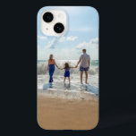 Anpassningsbar Fotofamilj<br><div class="desc">Anpassningsbar Photo Family iPhone 14 Fodral. Skapa ett unikt tillbehör och personlig för din iPhone 14 med ett foto av din familj på stranden i anpassadet fodral. Den här fodral är hållbar och tillförlitlig och ger det bästa skyddet samtidigt som du visar dina omhuldade minnen. Ladda bara upp din bild...</div>