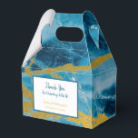 Anpassningsbar Geode Agate Gemstone Blue och Guld Presentaskar<br><div class="desc">Ett vackert blått och guld geode agerade kristallgemsten. Den här eleganten marmoreffektdesignen som kombinerar marmorblåtoner och guld skapar en sofistikerad biet av abstrakt konst. Perfekt födelsedagspresent,  daghemsdekoration,  barnrumskonst,  hemdekanter,  Julklapp eller gåva till andra speciella tillfällen. Anpassa texten till informationen.</div>