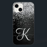 Anpassningsbar Glitter Black Gnistra Monogram<br><div class="desc">Anpassa enkelt den här eleganten av trendig-höljet med söt silver mousserande glitter på en svart,  borstad metallisk bakgrund.</div>