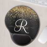 Anpassningsbar Glitter Black Gnistra Monogram Gel Musmatta<br><div class="desc">Anpassa enkelt det här trendiget elegant gel-musmattans utformning med söt guld mousserande glitter på en svart borstad metallbakgrund.</div>