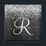 Anpassningsbar Glitter Black Gnistra Monogram Magnet<br><div class="desc">Anpassa enkelt den här eleganten av trendig med magnet-design med söt silver mousserande glitter på en svart,  borstad metallisk bakgrund.</div>
