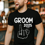 Anpassningsbar Groom Shirt - Funny Bachelor Party  T Shirt<br><div class="desc">Fira brudgummen med den här djärva och roliga bachelor party-skjortan! Anpassa det till bröllop eller party för ett unikt drag. Perfekt för marskalkar,  bästa gåvor och vild före bröllop firande.</div>