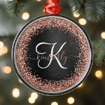 Anpassningsbar Guld Glitter Svarta Gnistran Monogr Julgransprydnad Metall<br><div class="desc">Anpassa enkelt elegantens dekorationsdesign i trendig med söt ro guld mousserande glitter på en svart,  borstad metallisk bakgrund.</div>