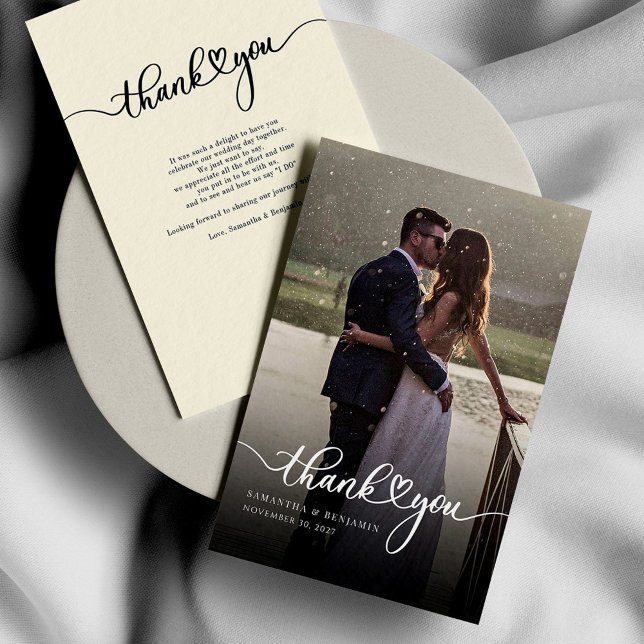Anpassningsbar Hand-Lettered Bröllop Photo Tack Anteckningskort (Wedding Photo Script Typography Elegant Thank Note Card)