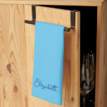 Anpassningsbar Himlar Blue Solid Färg Calligraphed Kökshandduk<br><div class="desc">Ladda upp anpassningsbar Lägg till din monogram första foto eller Logotyp Text Elegant Modern Cute Kitchen & Dining / Bord & Kitchen Linens/ Personlig Mall Calligraphed Namn Blue Solid Färg Kitchen Towel.</div>