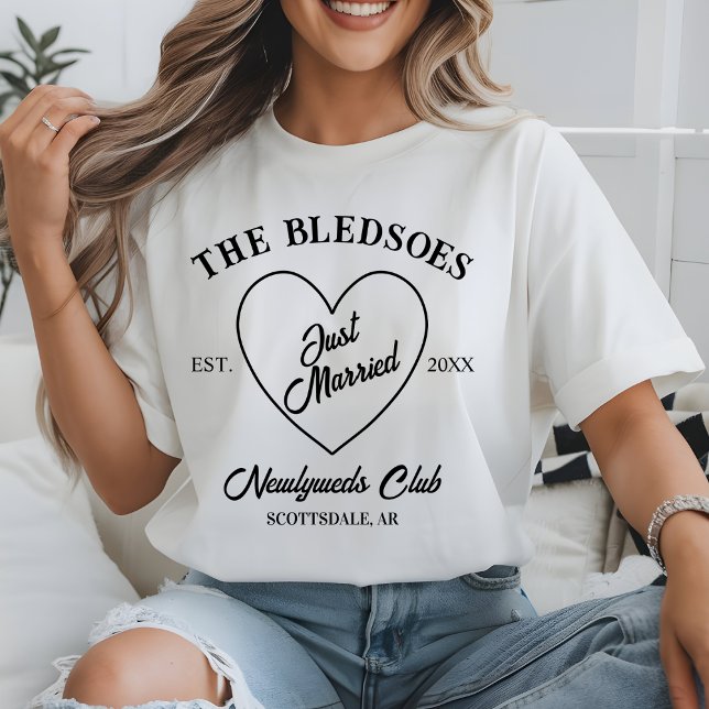 Anpassningsbar Honeymoon Social Klubb Ny gifta, he T Shirt (Skapare uppladdad)