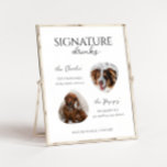Anpassningsbar Hund Namnteckning Cocktail Drinks P Poster<br><div class="desc">Det här pub-tecknet är ett perfekt som kompletterar din bröllop-dekoration. Ett bra sätt att inkludera dina valper i bröllopsdagen. Det är säkert slå för ert mottagande med dess moderna,  minimalistiska stil.</div>