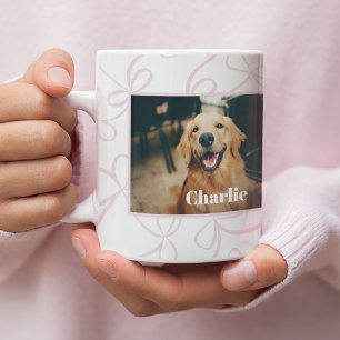 Anpassningsbar Hund Photo och Namn Ljusa rosa Bow  Kaffemugg