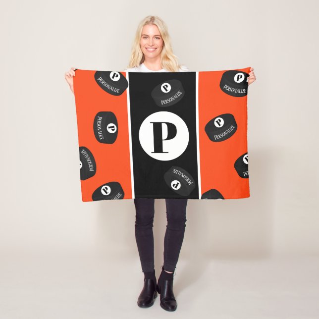 Anpassningsbar Ice Hockey Puck Namn Initial Monogr Fleecefilt (På plats)