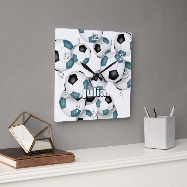anpassningsbar idrottsman namn teal black soccer fyrkantig klocka (Kontor)