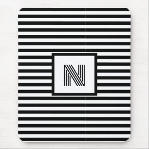 Anpassningsbar initialer Black and White Stripe Musmatta