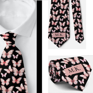 Anpassningsbar Initialer Rosa Butterflies on Black Slips