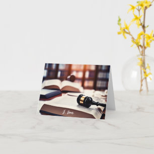 Anpassningsbar Law School Studenten Bok med Gavel Kort