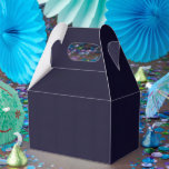 Anpassningsbar marinblå enkel attraktiv gavel presentaskar<br><div class="desc">Förhöj din tillställning med dessa anpassningsbara marinblå gavelpresentlådor. Med en enkel men attraktiv design är de perfekta för bröllop,  fester och företagsfester. Lägg till din egen text eller grafik för en personlig touch. Tåliga och stilfulla är dessa lådor perfekta för att förvara godsaker,  presenter eller souvenirer.</div>