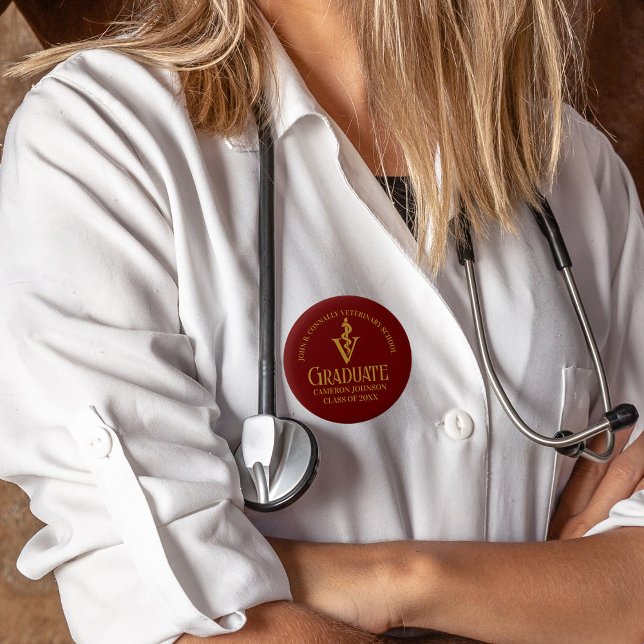 Anpassningsbar Maroon Guld Veterinary School Stude Knapp (Skapare uppladdad)