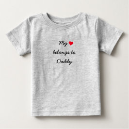 Anpassningsbar mina Tillhör till Girls Baseball Ra T Shirt