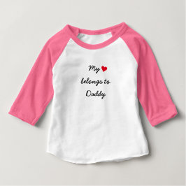 Anpassningsbar mina Tillhör till Girls Baseball Ra T Shirt
