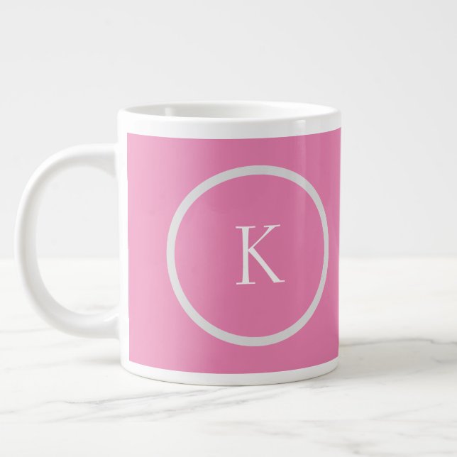 Anpassningsbar minimalistiskt monogram jumbo mugg (Vänster)