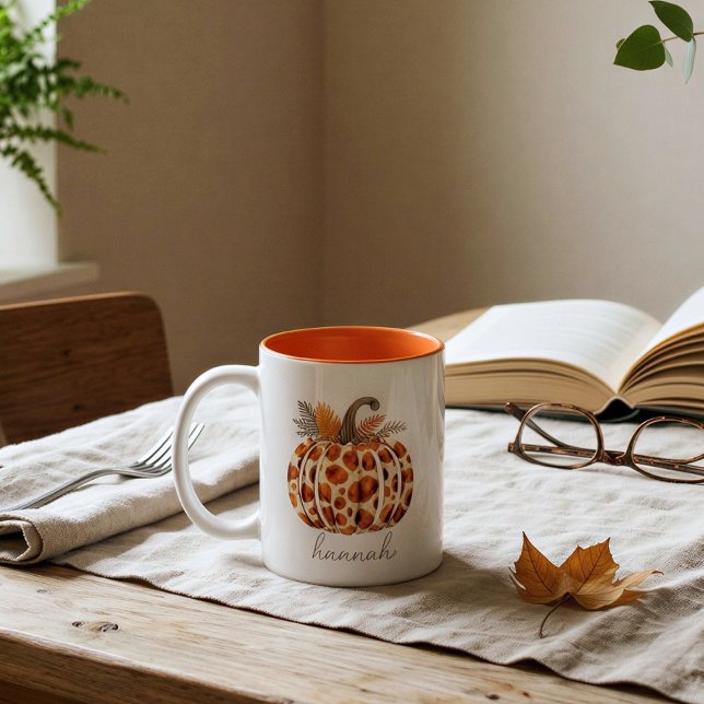Anpassningsbar Modern Cute Orange Pumpkin Harvest  Två-Tonad Mugg (Skapare uppladdad)