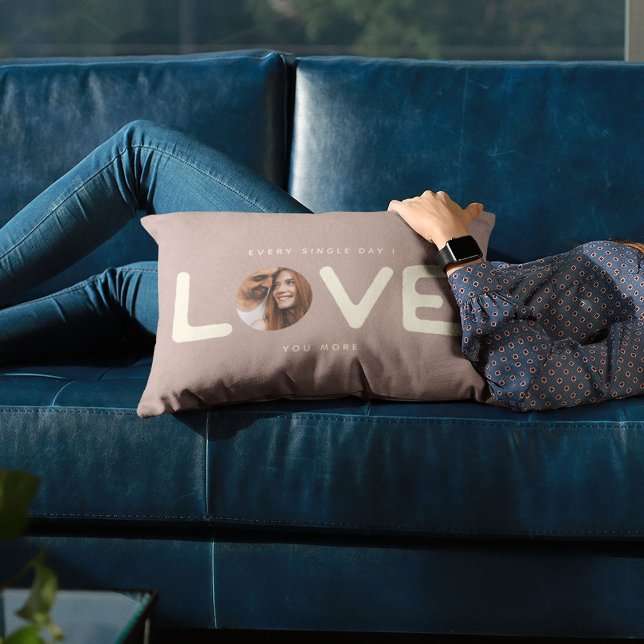 Anpassningsbar Modern Photo KÄRLEK Valentiness par Lumbarkudde (Skapare uppladdad)