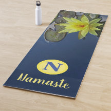 ANPASSNINGSBAR MONOGRAM NAMASTE ZEN GULT LOTUS BLO