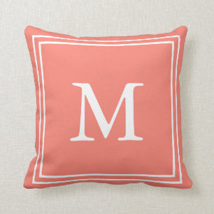 Anpassningsbar Monogrammed White och Salmon Kudde