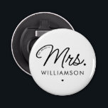 Anpassningsbar Mrs Est. Nytt Elegant-skript Flasköppnare<br><div class="desc">Personlig,  fru Modern Elegant,  skript Nyligen,  nya bröllopsgåvor!</div>
