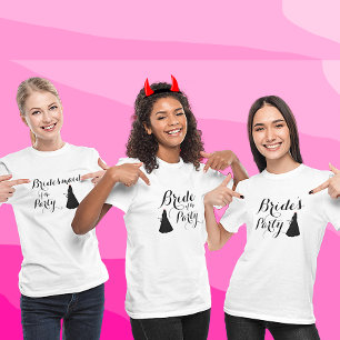 Anpassningsbar Naughty Batchelorette Brides modern T Shirt