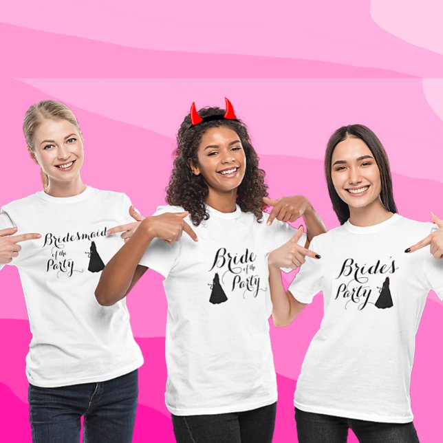 Anpassningsbar Naughty Batchelorette Brides modern T Shirt (Skapare uppladdad)