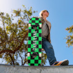 Anpassningsbar Neon Grönt Black Abstrakt Geometric Mini Skateboard Bräda 18,5 Cm<br><div class="desc">Skateboard med svart funky av roligt och fet ljus sommarkalk med grön tävla av färgad av  flaggor kontrollerar designen av mönster. Snyggtens originalhölje och coola för den trendavundsjuka och konsthundande höftledaren,  trendiget ser stil motif älskare.</div>