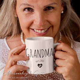 Anpassningsbar New Grandma eller New mamma Gift Kaffemugg