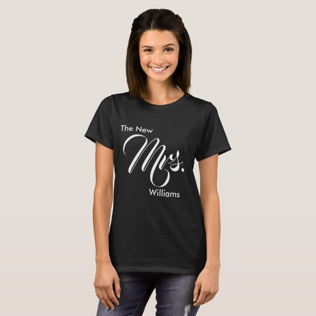 Anpassningsbar New Mrs Black T-shirt (Hel framsida)