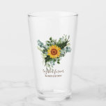 Anpassningsbar Newlyweds Rustic Sunblommor Eucalyp Glaskopp<br><div class="desc">Lägg till din egen text som du vill för att anpassa den här fantastiska vattenfärgsillustrationen av solblommor,  eukalyptus löv och grönenergi. Idealisk bröllop-presentartikel för nylweder,  brudens sida,  bridesmaid,  maid of honor,  blomflicka,  mor av brud eller groom. Redigera texten till kostym.</div>