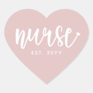 Anpassningsbar Nurse Est Typography Nurse RN stude Hjärtformat Klistermärke
