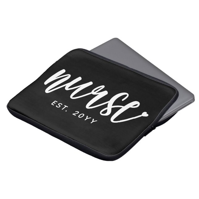 Anpassningsbar Nurse Est Typography Nurse RN stude Laptop Fodral (Framsida topp)