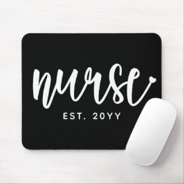 Anpassningsbar Nurse Est Typography Nurse RN stude Musmatta